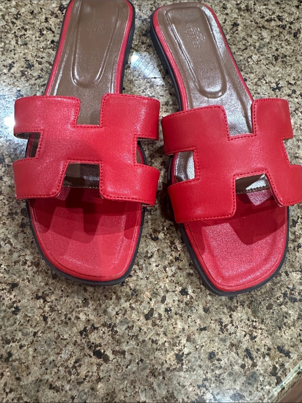 Women’s Red Slide Sandals, like new, size 8 - Picture 7 of 11